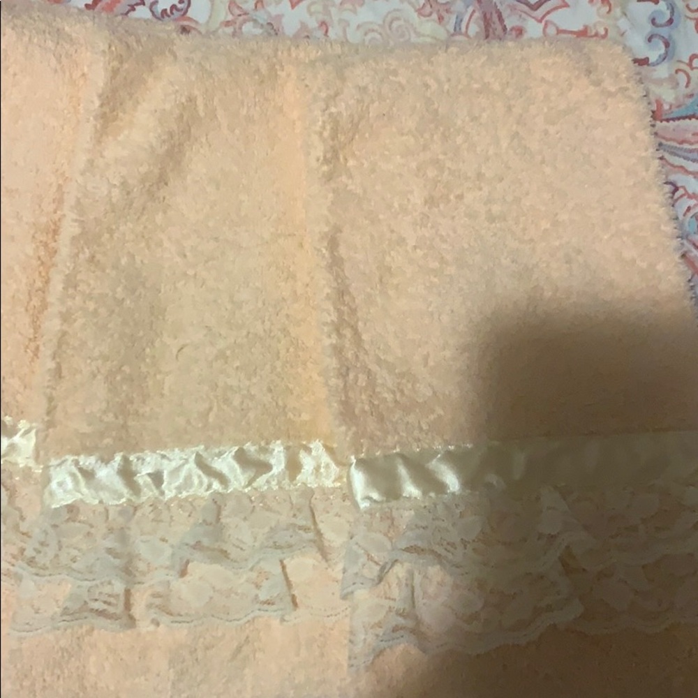 Decorative Hand Towels- never used